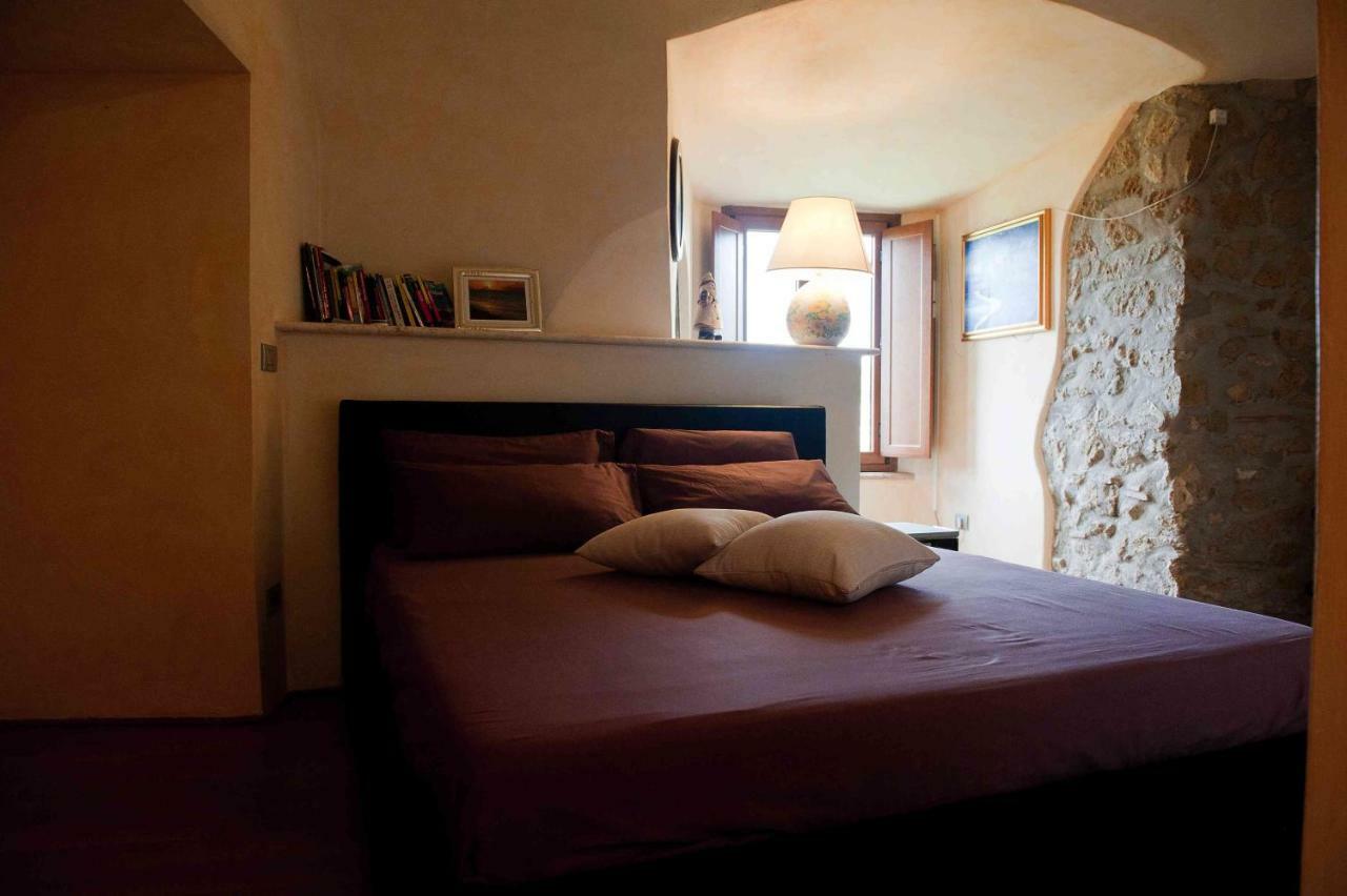 Cittadella 13 romantic house Pitigliano Esterno foto